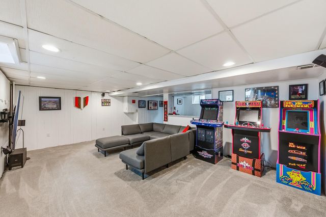 71 W Central Avenue, Delaware, OH 43015