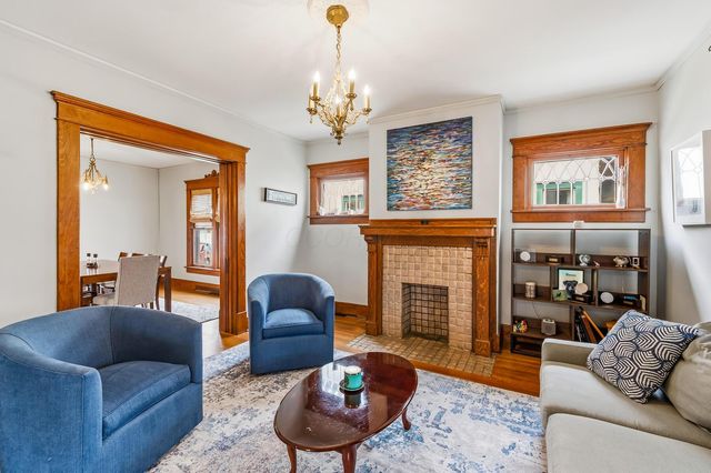 71 W Central Avenue, Delaware, OH 43015