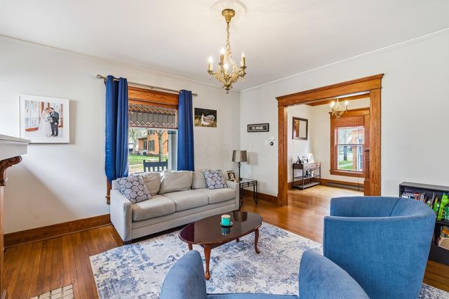 71 W Central Avenue, Delaware, OH 43015