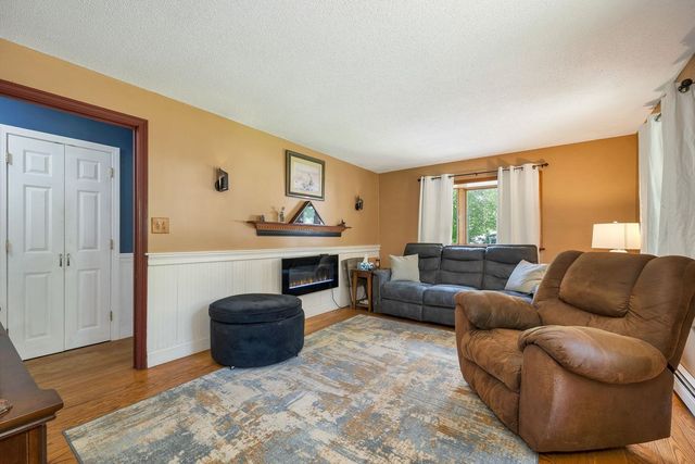 40 Sheldon Road, Derry, NH 03038