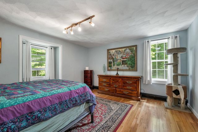 40 Sheldon Road, Derry, NH 03038