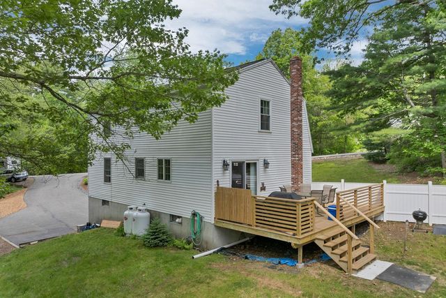 40 Sheldon Road, Derry, NH 03038