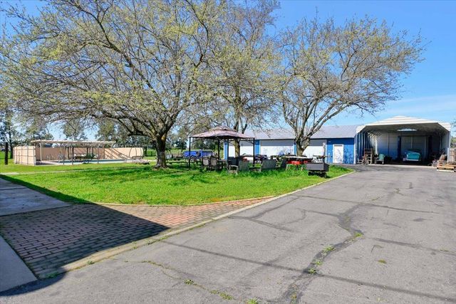 1741 U St, Rio Linda, CA 95673