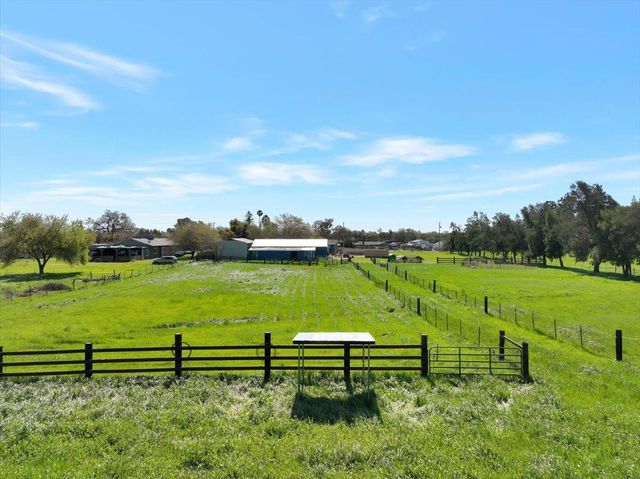 1741 U St, Rio Linda, CA 95673