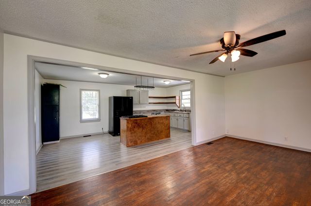 714 Jones Avenue, Rockmart, GA 30153