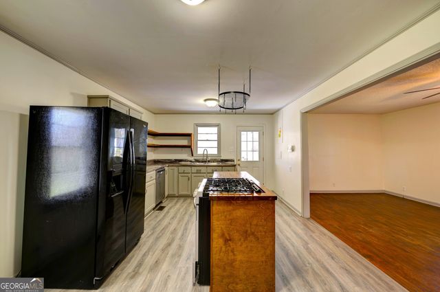 714 Jones Avenue, Rockmart, GA 30153