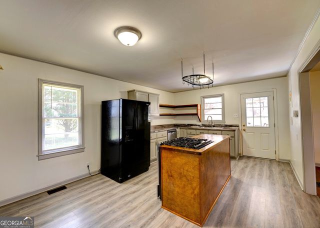 714 Jones Avenue, Rockmart, GA 30153