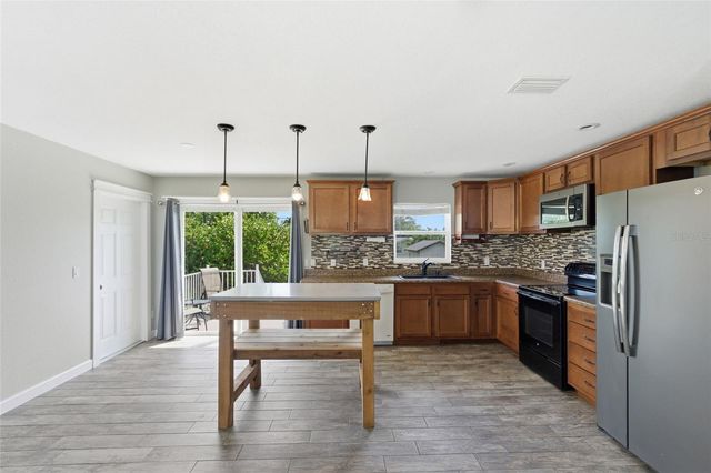 3310 AMES STREET, Punta Gorda, FL 33950