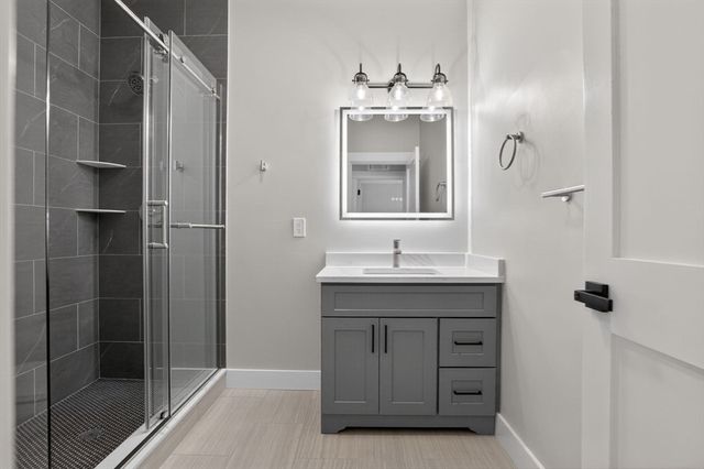 60 Stanley Street 202B, Boston, MA 02125