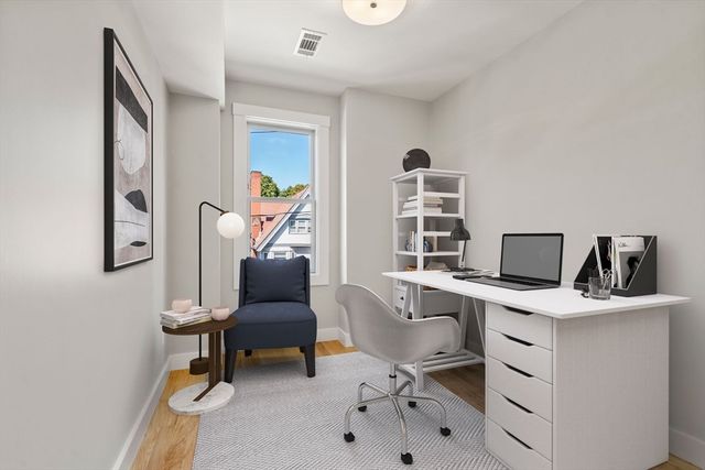 60 Stanley Street 202B, Boston, MA 02125
