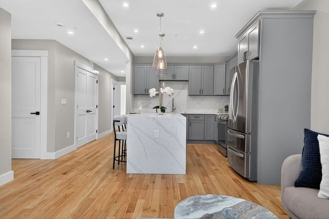 60 Stanley Street 202B, Boston, MA 02125