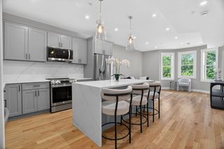 60 Stanley Street 202B, Boston, MA 02125