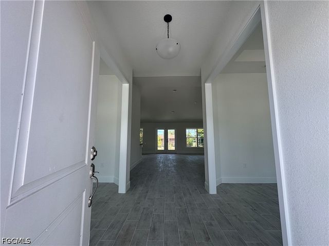 234 SE 44th TER, Cape Coral, FL 33904