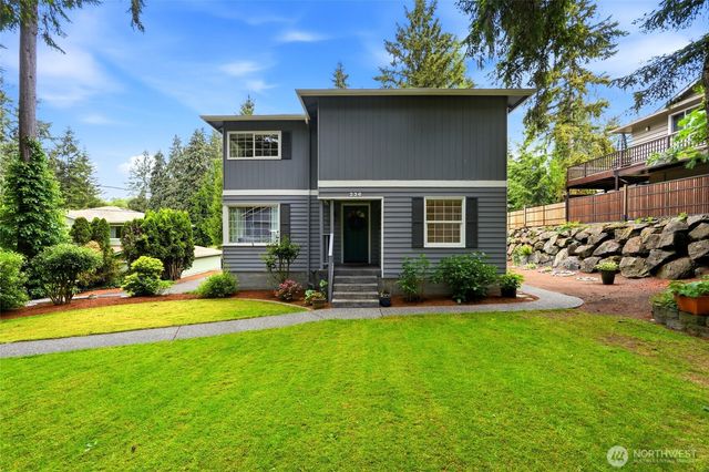 236 SW 166th Place, Normandy Park, WA 98166