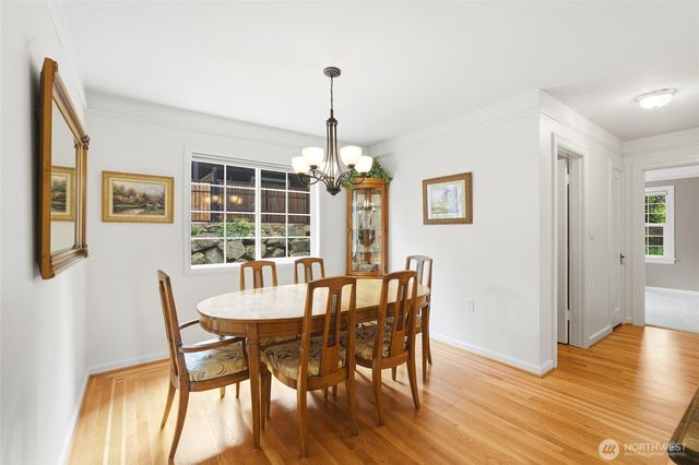 236 SW 166th Place, Normandy Park, WA 98166