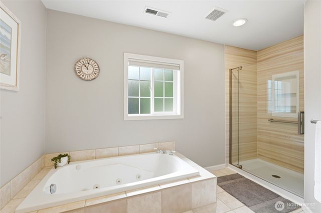 236 SW 166th Place, Normandy Park, WA 98166