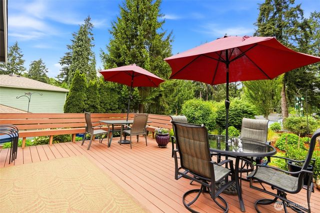 236 SW 166th Place, Normandy Park, WA 98166