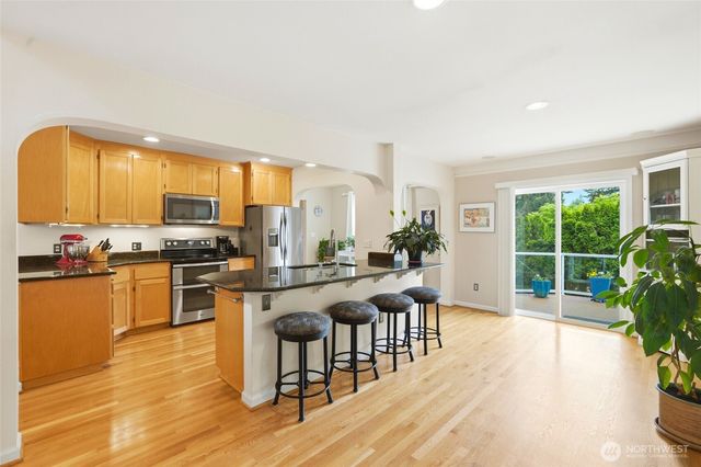 236 SW 166th Place, Normandy Park, WA 98166