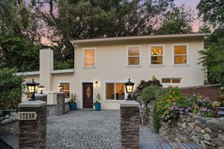 17250 Pine Avenue, Los Gatos, CA 95032