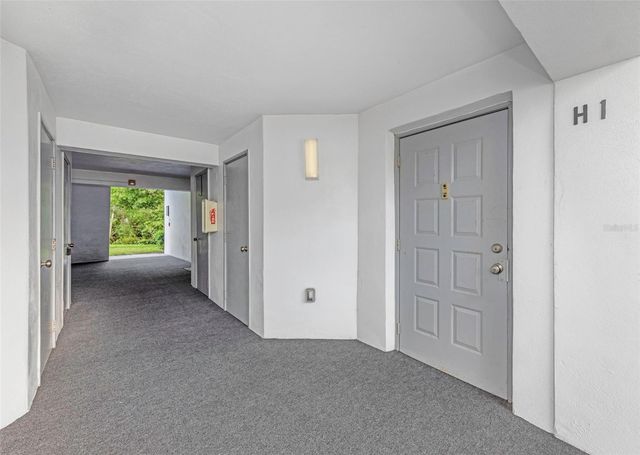 1308 PINE RIDGE CIRCLE E H1, Tarpon Springs, FL 34688
