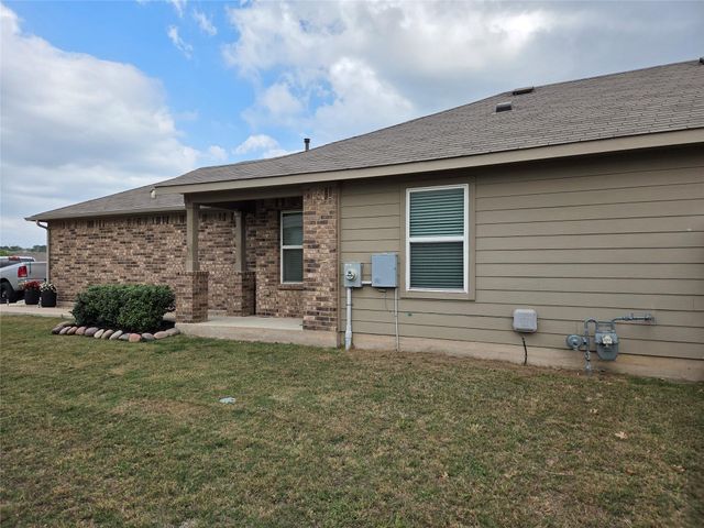 108 Blue Sage DR, Leander, TX 78641