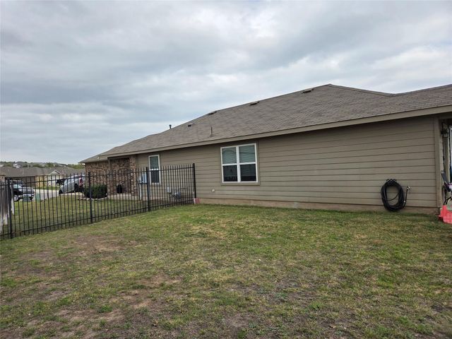 108 Blue Sage DR, Leander, TX 78641