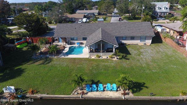 999 Sunswept Road NE, Palm Bay, FL 32905