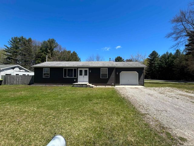 1012 Owosso Street, East Tawas, MI 48730