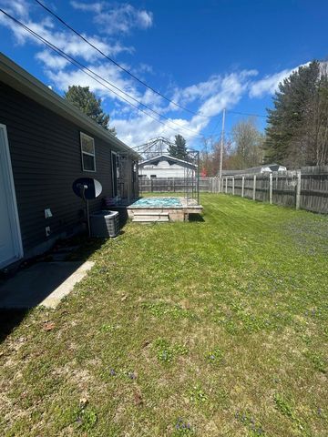 1012 Owosso Street, East Tawas, MI 48730