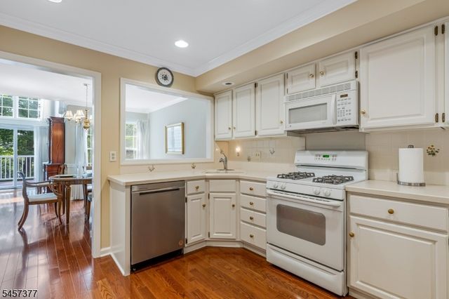 29 Edgewood Road Ondo, Bedminster Twp., NJ 07921