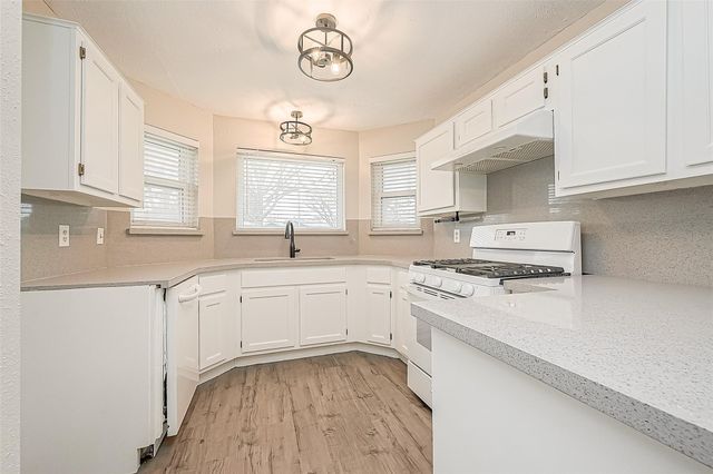 9247 Autumnsong Drive, Houston, TX 77064