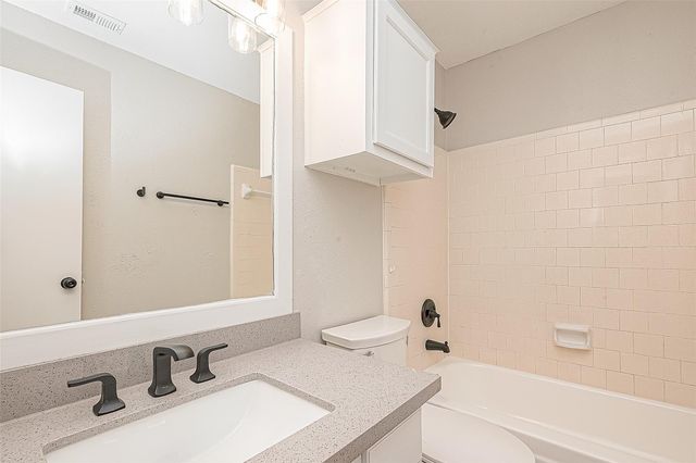 9247 Autumnsong Drive, Houston, TX 77064