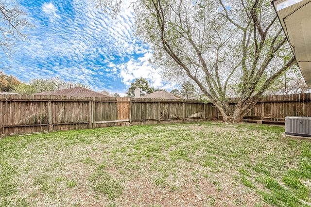9247 Autumnsong Drive, Houston, TX 77064