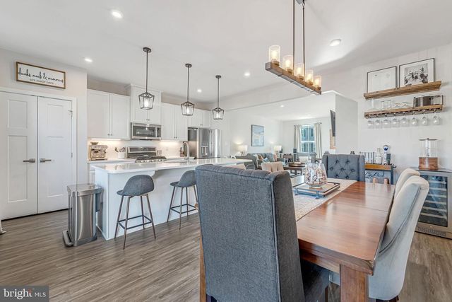 20 KOHLMYER DR, Pennsauken, NJ 08110