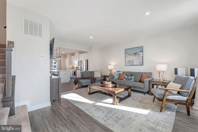 20 KOHLMYER DR, Pennsauken, NJ 08110