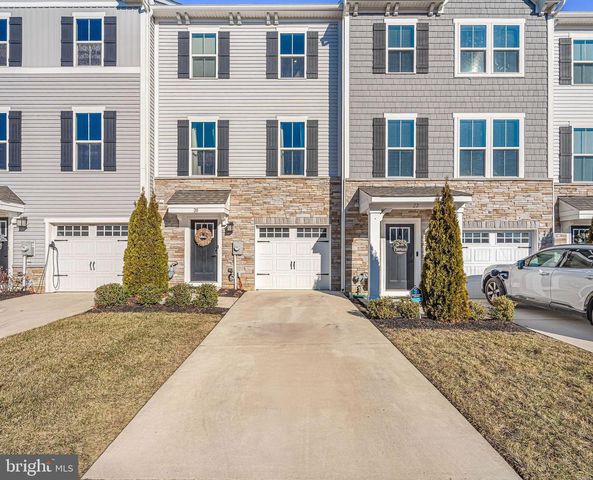 20 KOHLMYER DR, Pennsauken, NJ 08110