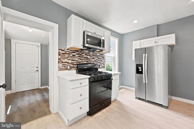 847 STUYVESANT AVE, Trenton, NJ 08618