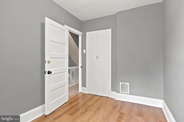 847 STUYVESANT AVE, Trenton, NJ 08618