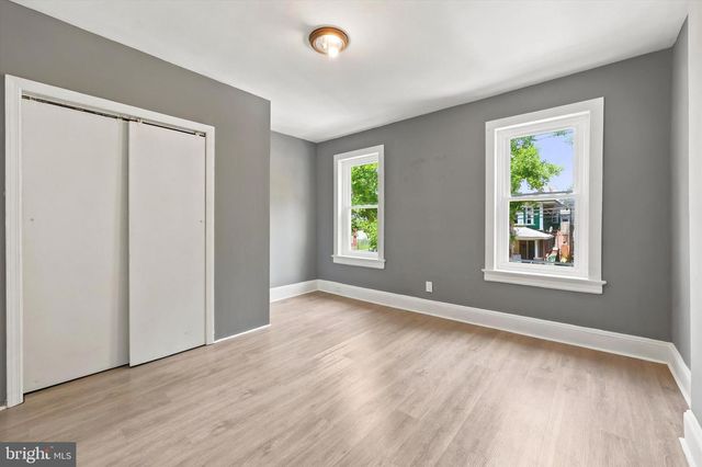 847 STUYVESANT AVE, Trenton, NJ 08618