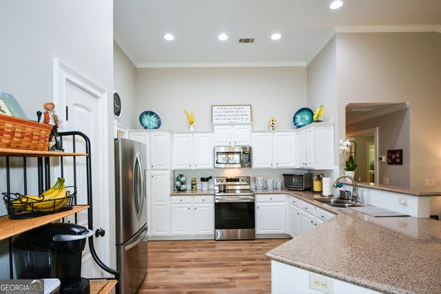 4332 CHESTERFIELD Court, Buford, GA 30518