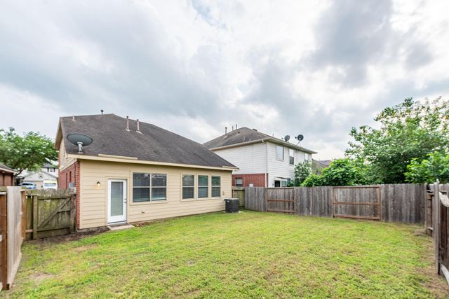 1702 Bonnyton Lane, Houston, TX 77014