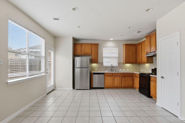1702 Bonnyton Lane, Houston, TX 77014