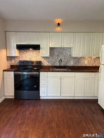 94 Canterbury Road C, Plainfield, CT 06374