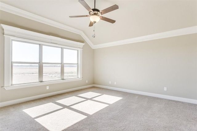 320 Oar Wood Drive, Granbury, TX 76049