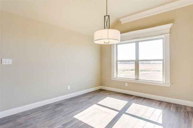 320 Oar Wood Drive, Granbury, TX 76049