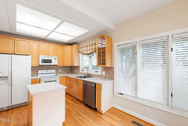 2944 Ballybunion Way, Raleigh, NC 27613