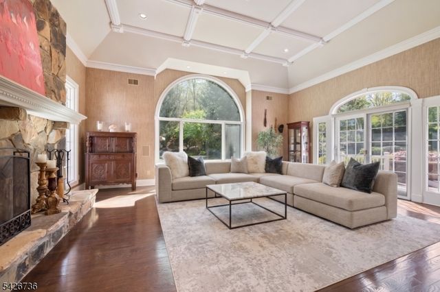 110 CHELSEA, Watchung Boro, NJ 07069