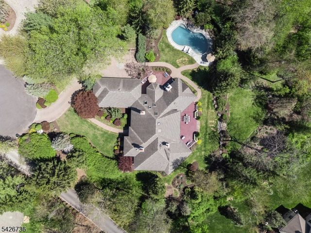110 CHELSEA, Watchung Boro, NJ 07069