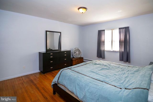 13 CEDAR BROOK RD, Sicklerville, NJ 08081