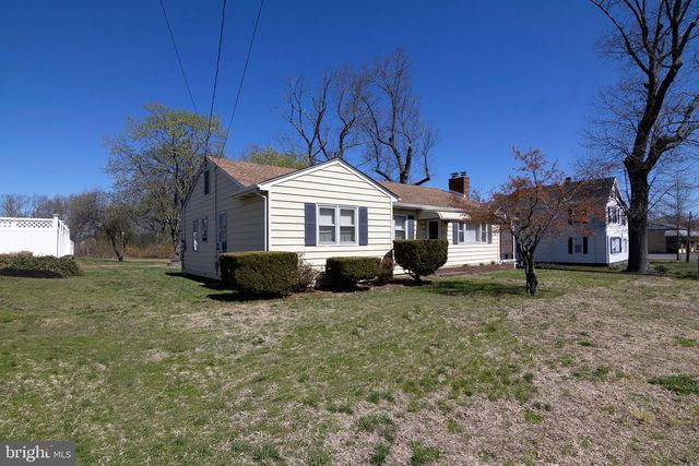 13 CEDAR BROOK RD, Sicklerville, NJ 08081